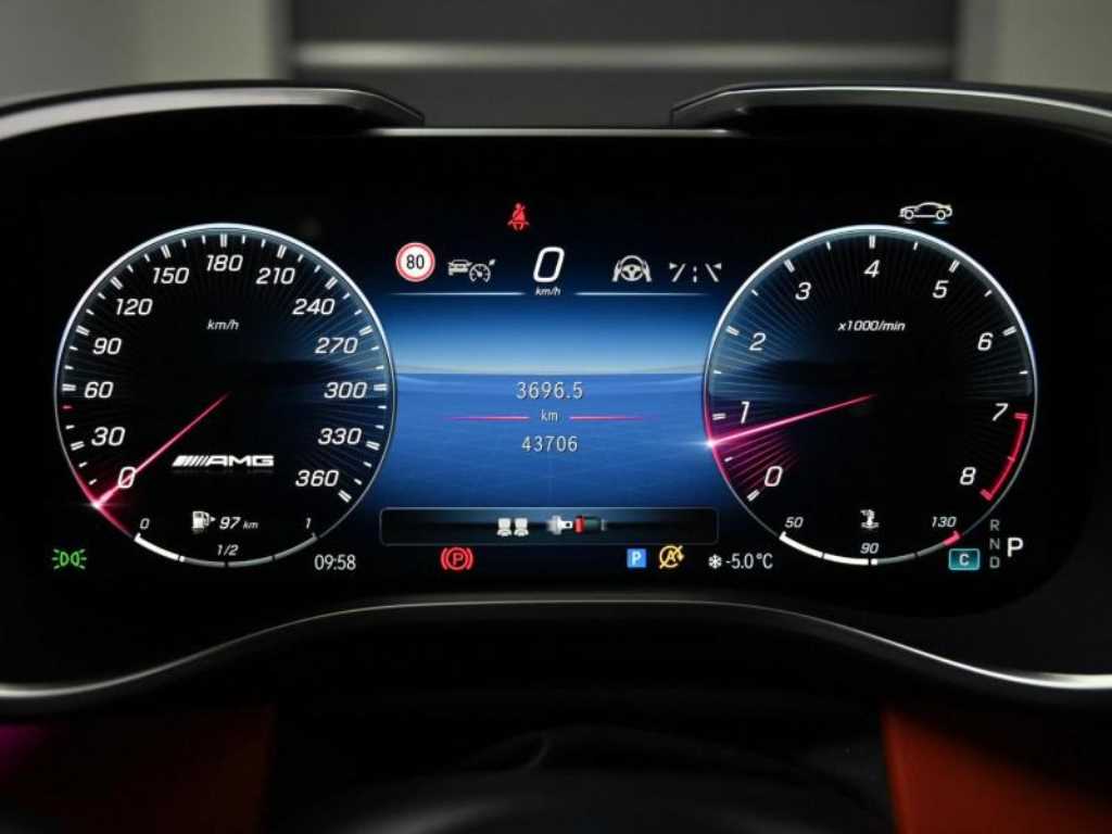 벤츠 SL클래스(7세대) SL63 AMG 4매틱+ - 이미지 11