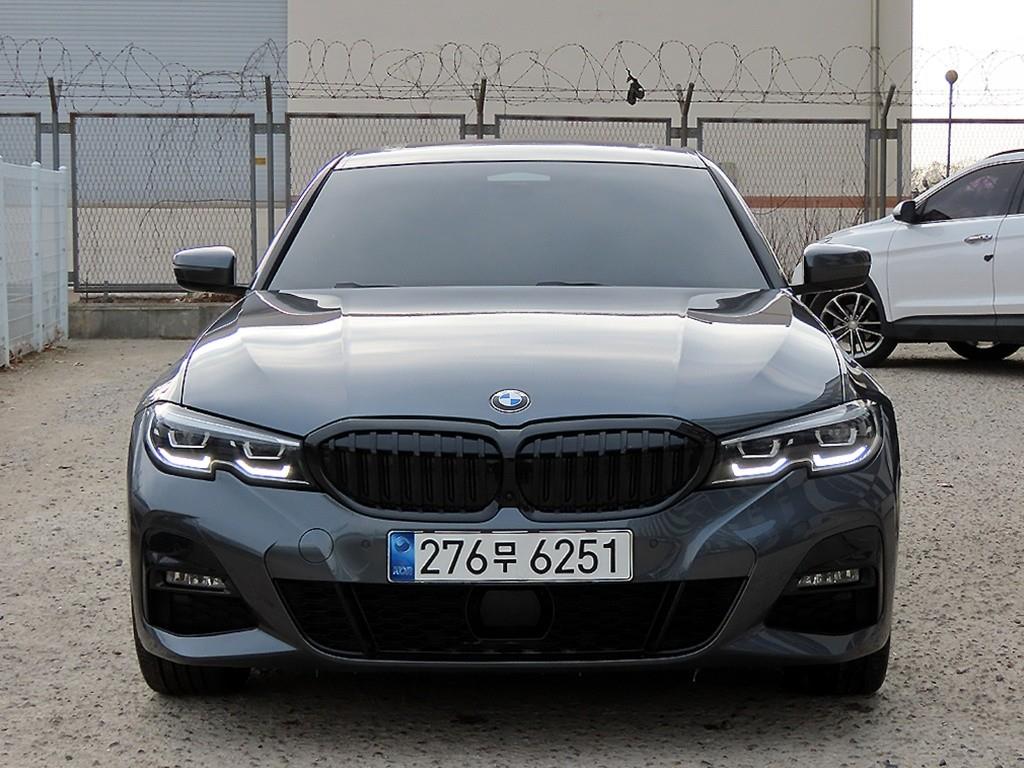 BMW 3시리즈(7세대) 330e M 스포츠 팩 - 이미지 9