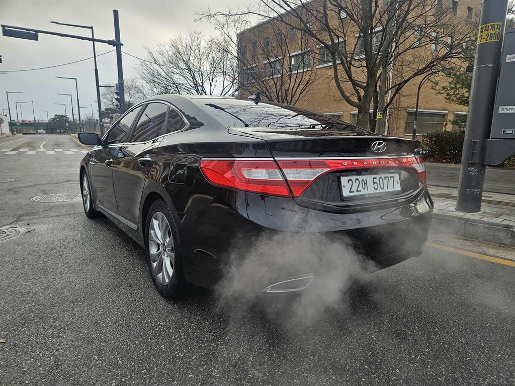 현대 그랜저HG HG 300 프라임 - 이미지 2