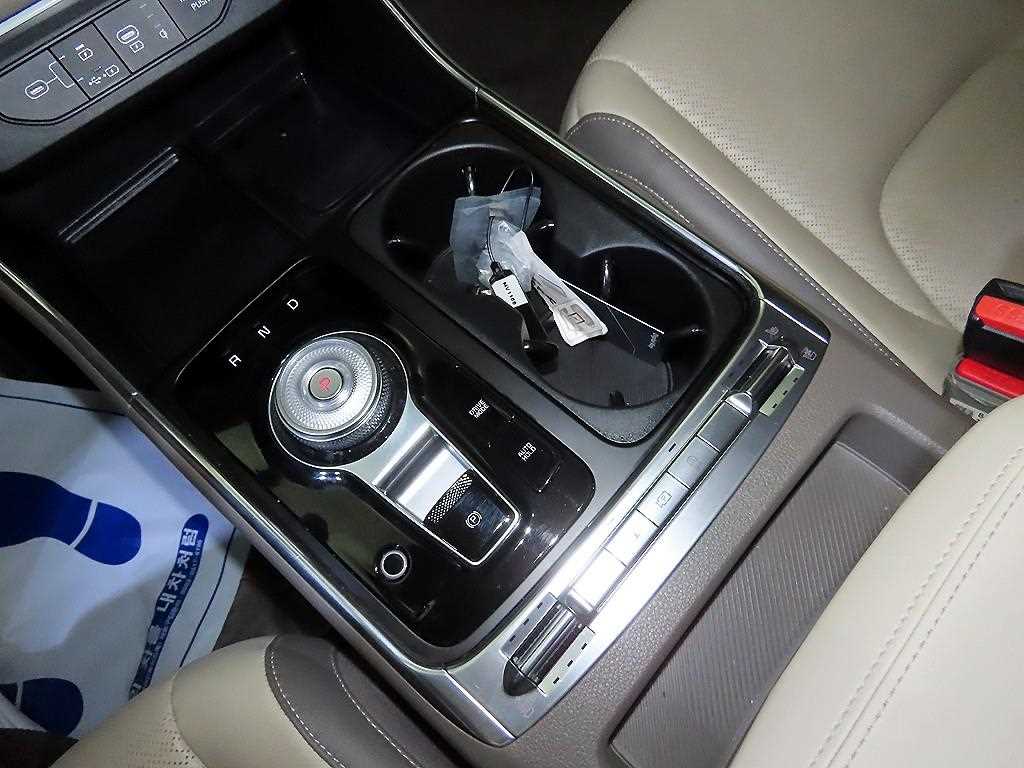 기아 더 뉴카니발(KA4) 9인승 디젤 시그니처 - 이미지 19