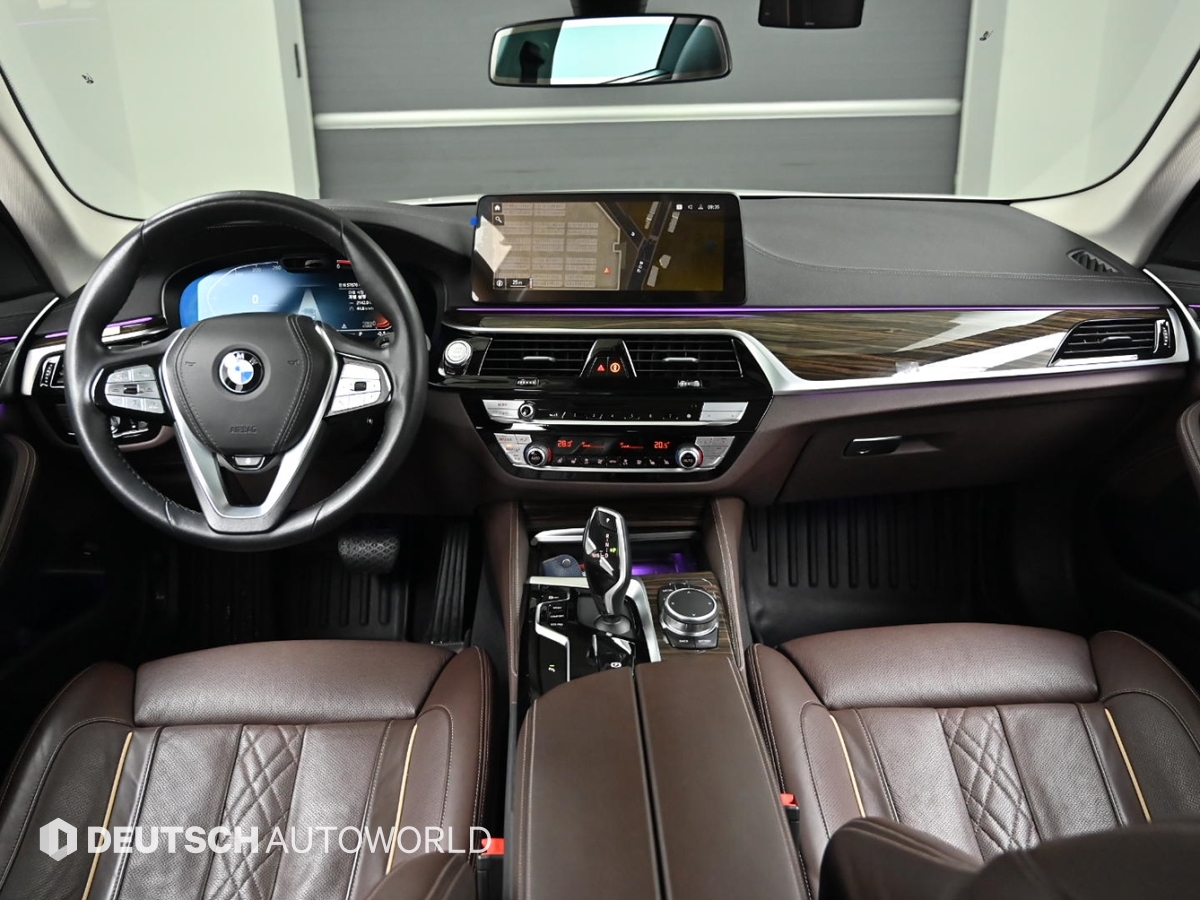 BMW 5시리즈(7세대) 523d 럭셔리 - 이미지 15