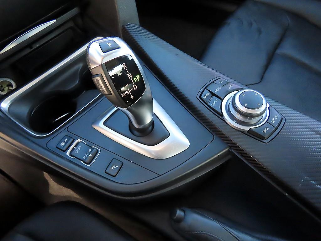 BMW 3시리즈(6세대) 328i - 이미지 3