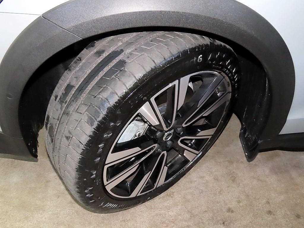 볼보 V60 크로스컨트리(2세대) 2.0 B5 AWD 울트라