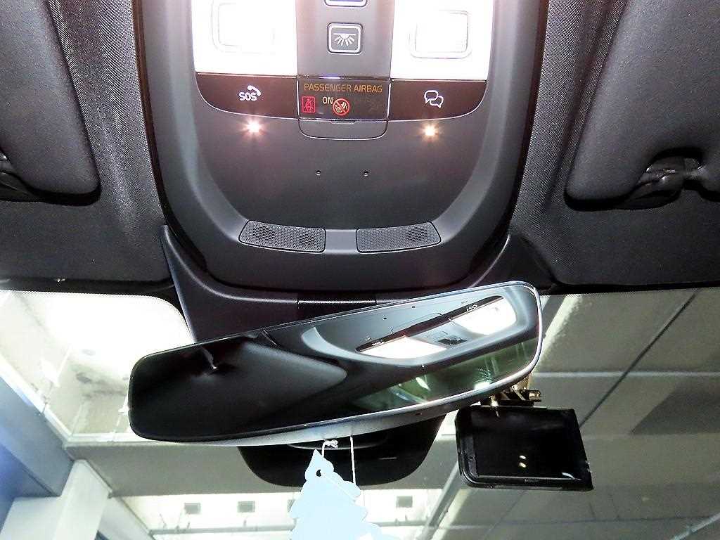 볼보 V60 크로스컨트리(2세대) 2.0 B5 AWD 울트라 - 이미지 11