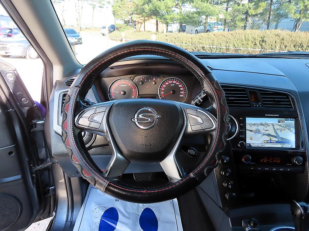 KG모빌리티(쌍용) 코란도 스포츠 CX7 4WD 익스트림 - 이미지 18