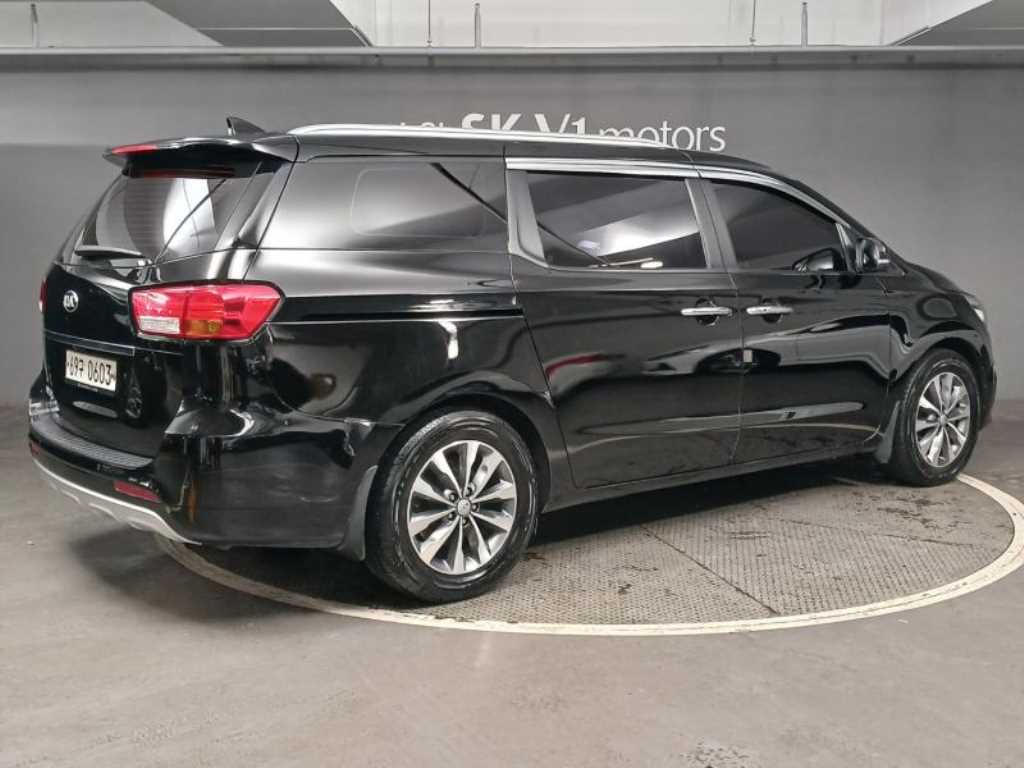 기아 올 뉴카니발 9인승 디젤 럭셔리 - 이미지 12