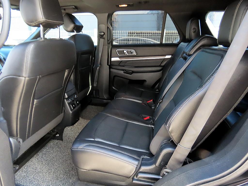 포드 익스플로러(5세대) 2.3 AWD 리미티드 - 이미지 6