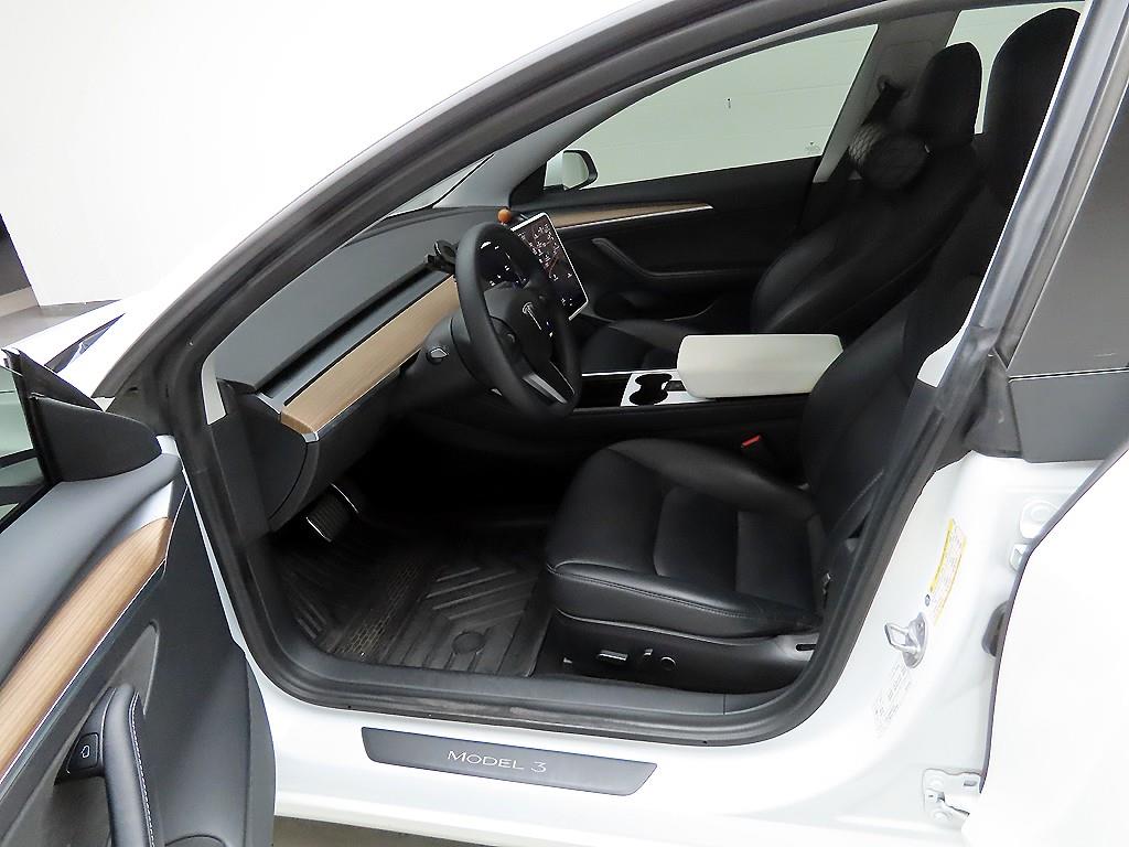 테슬라 모델 3 AWD 롱 레인지 - 이미지 7