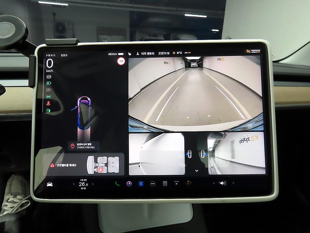 테슬라 모델 3 AWD 롱 레인지 - 이미지 16