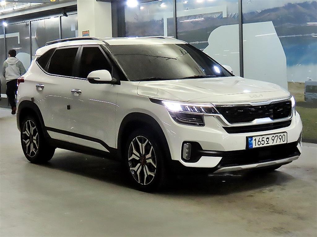 기아 셀토스 1.6 가솔린 2WD 시그니처 - 이미지 6