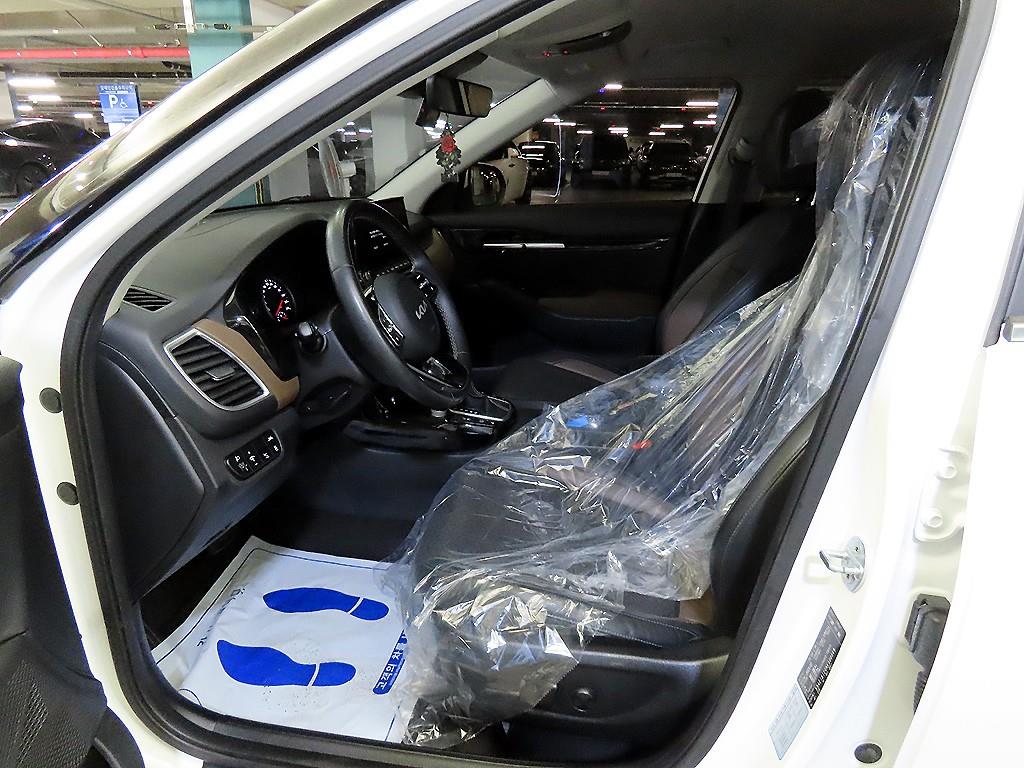 기아 셀토스 1.6 가솔린 2WD 시그니처 - 이미지 7