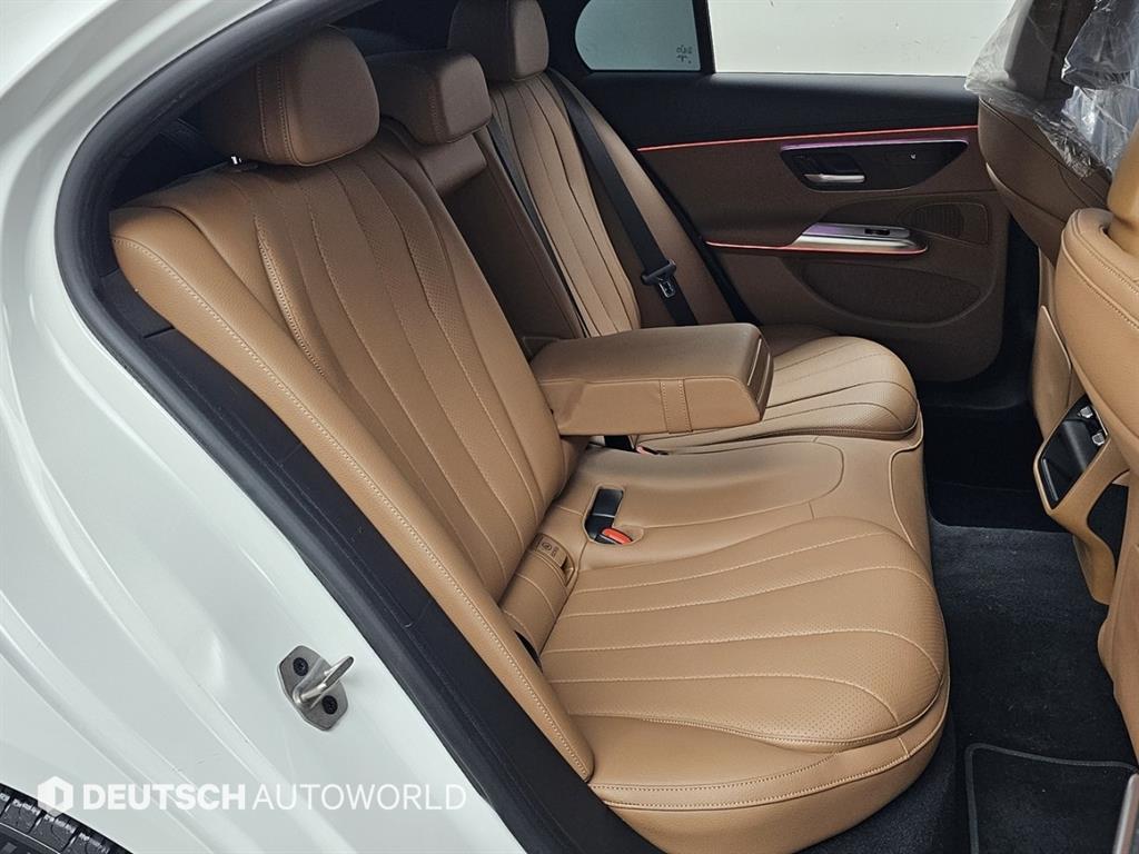 벤츠 E클래스(6세대) E220d 4매틱 익스클루시브 - 이미지 5