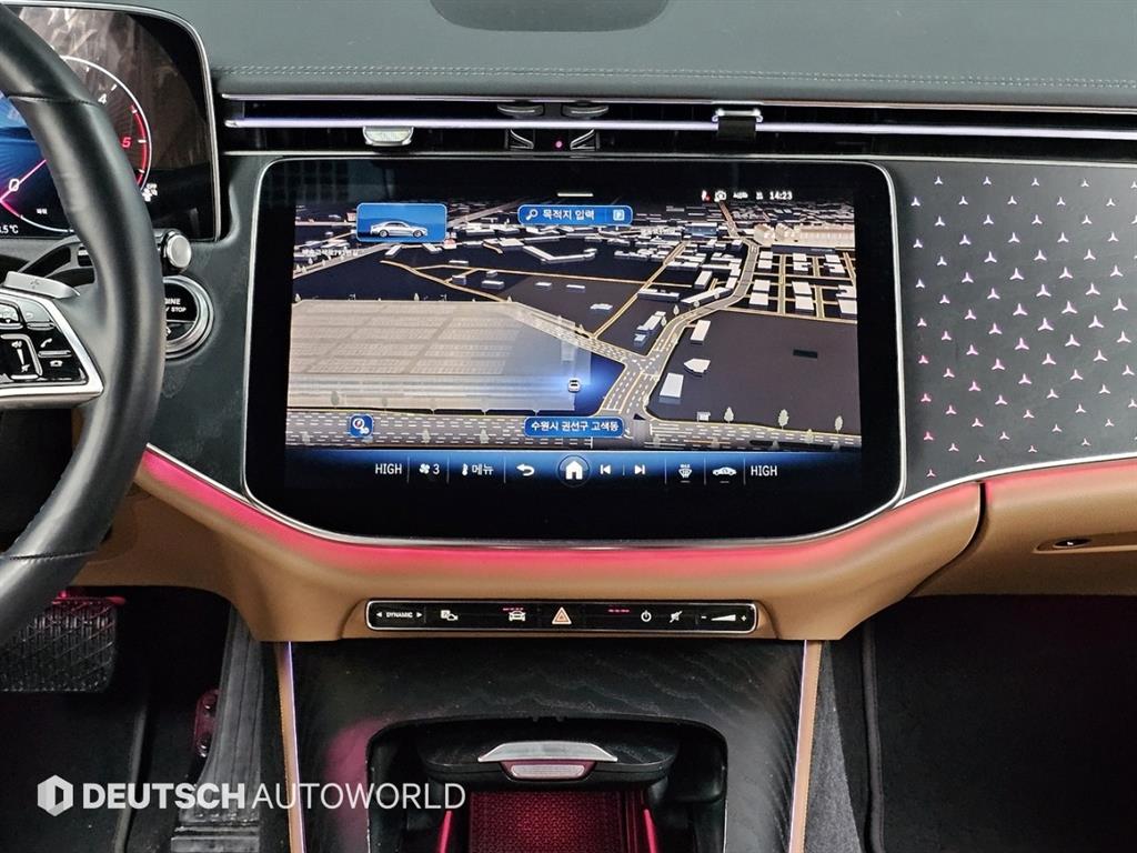 벤츠 E클래스(6세대) E220d 4매틱 익스클루시브 - 이미지 17