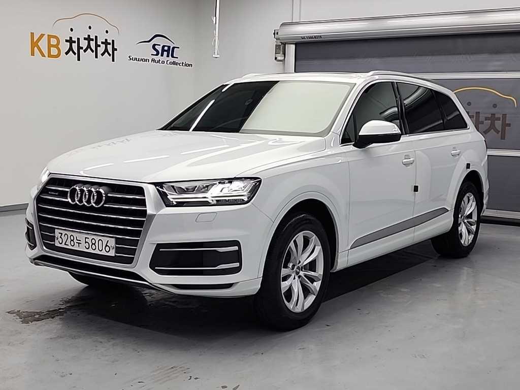 아우디 Q7(2세대) 45 TFSI 콰트로 - 이미지 15