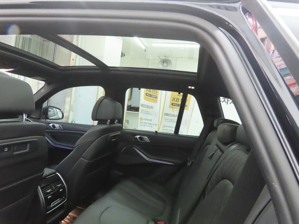 BMW X5(4세대) 45e xDrive M 스포츠팩 - 이미지 7