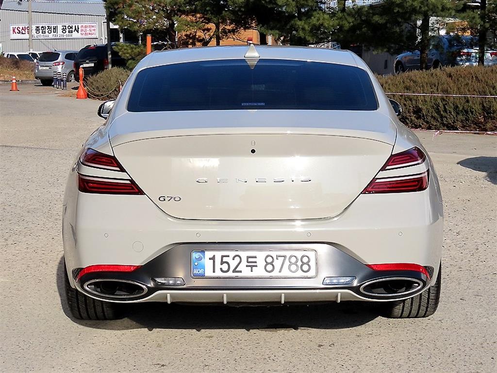 제네시스 더 뉴G70 가솔린 2.5T 2WD 기본형 - 이미지 12