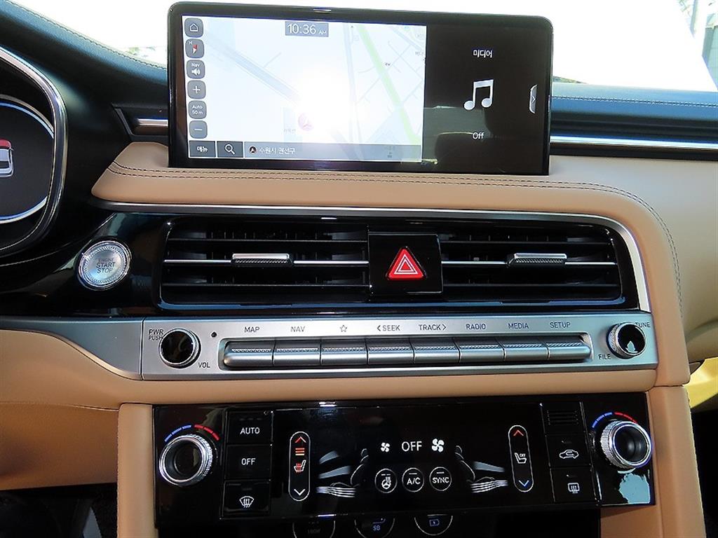 제네시스 더 뉴G70 가솔린 2.5T 2WD 기본형 - 이미지 16