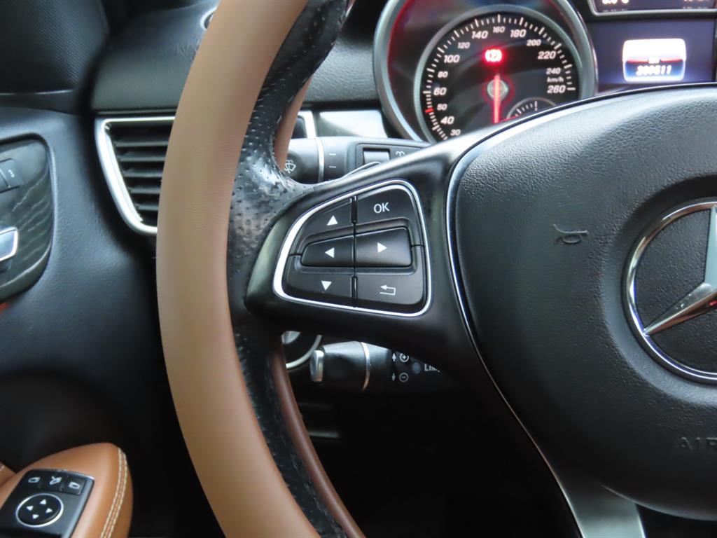 벤츠 GLE클래스(3세대) GLE 250d 4매틱 - 이미지 8