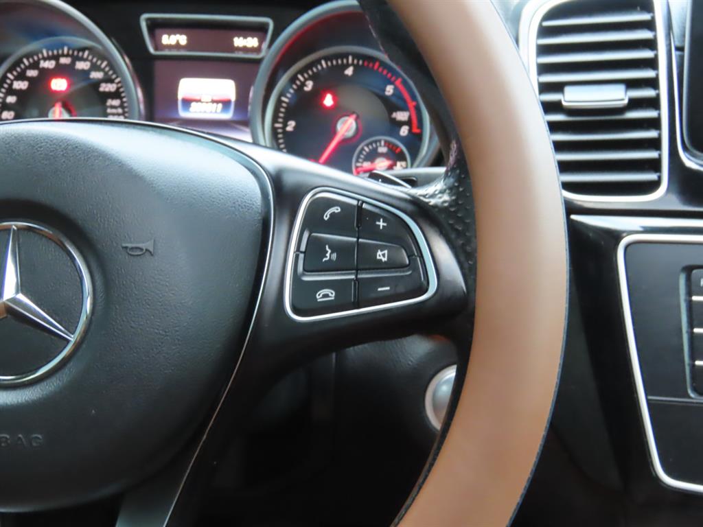 벤츠 GLE클래스(3세대) GLE 250d 4매틱 - 이미지 9