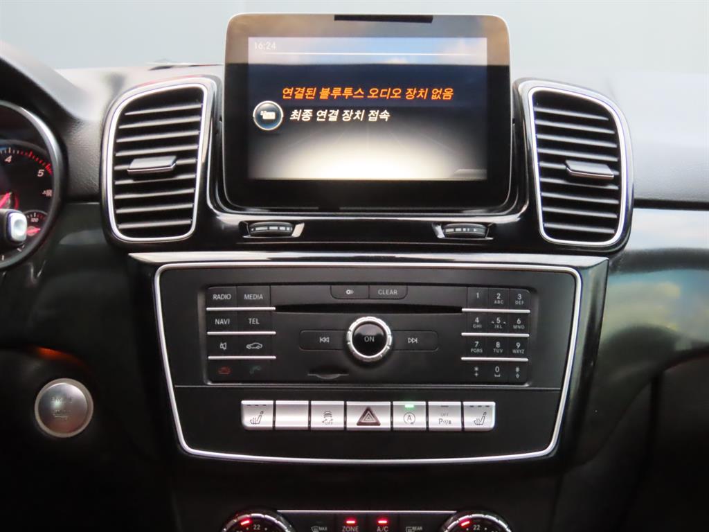 벤츠 GLE클래스(3세대) GLE 250d 4매틱 - 이미지 20