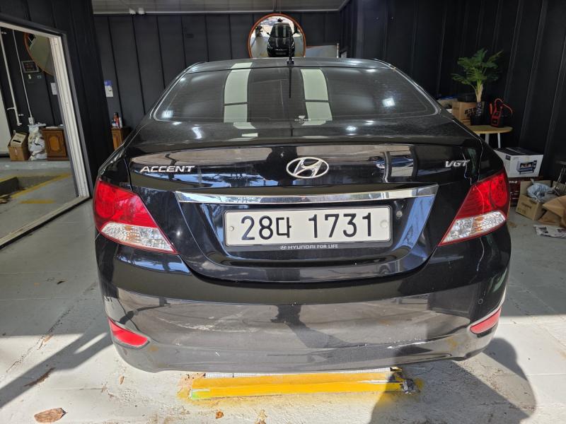 현대 엑센트 신형 1.6 VGT 프리미어 - 이미지 8