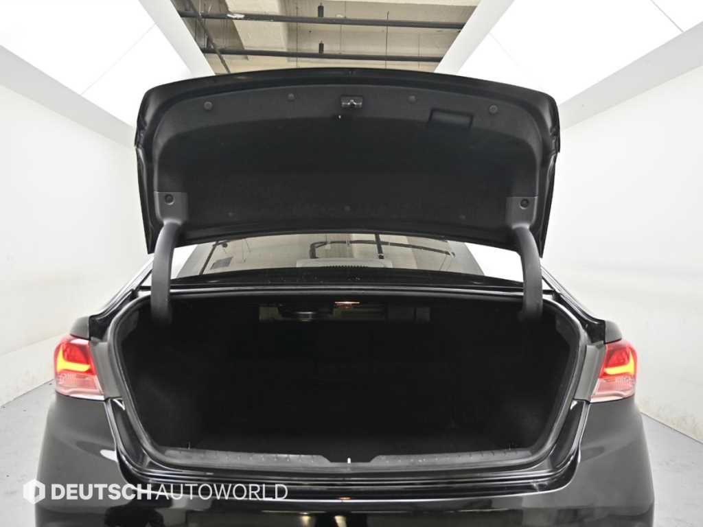 현대 LF쏘나타 뉴라이즈 2.0 CVVL 프리미엄 스페셜 - 이미지 9