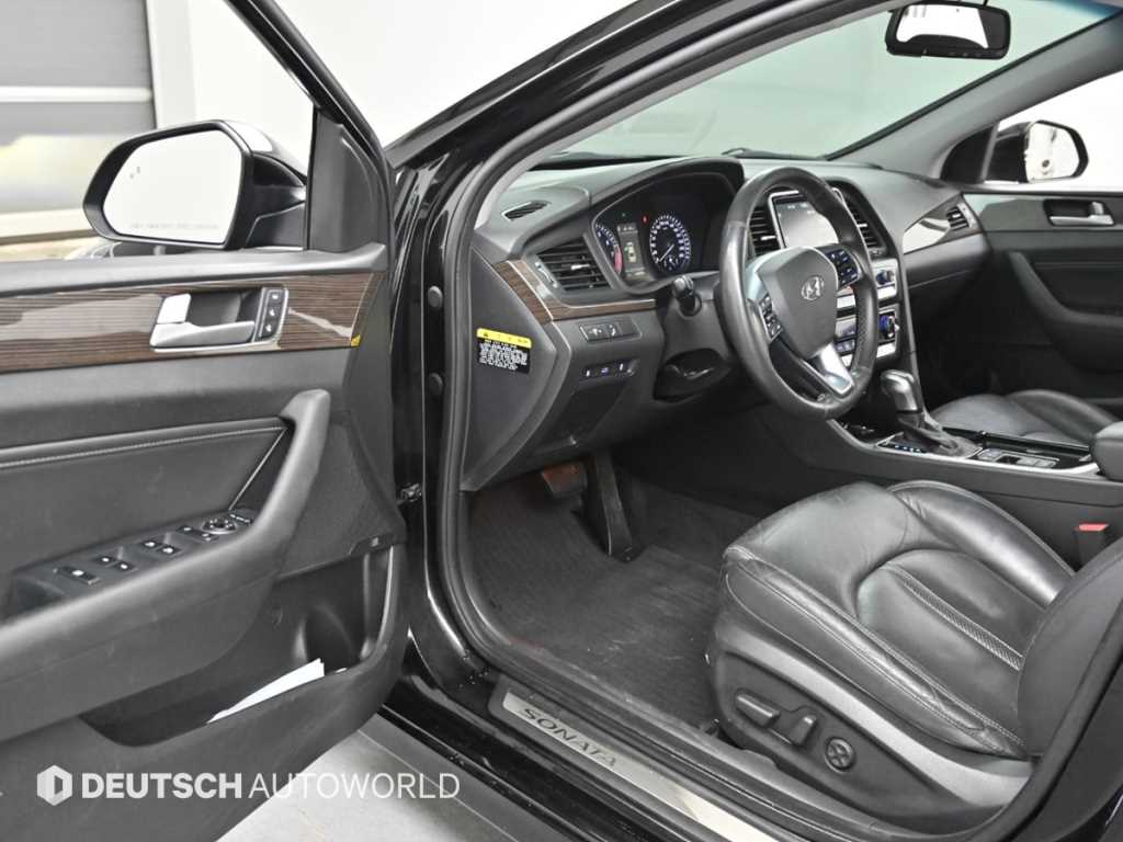 현대 LF쏘나타 뉴라이즈 2.0 CVVL 프리미엄 스페셜 - 이미지 19