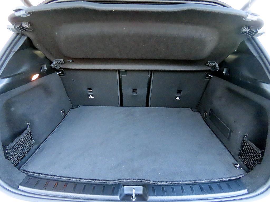 벤츠 EQA 250 AMG 라인 - 이미지 20