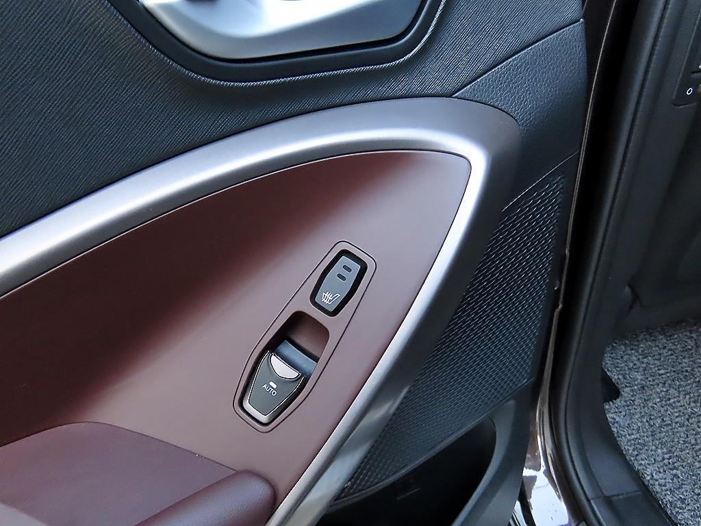 현대 더 뉴맥스크루즈 디젤 2.2 4WD 파이니스트 에디션 - 이미지 4