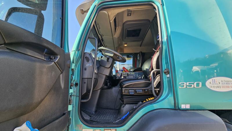 볼보 상용 FMX 시리즈 - 이미지 9