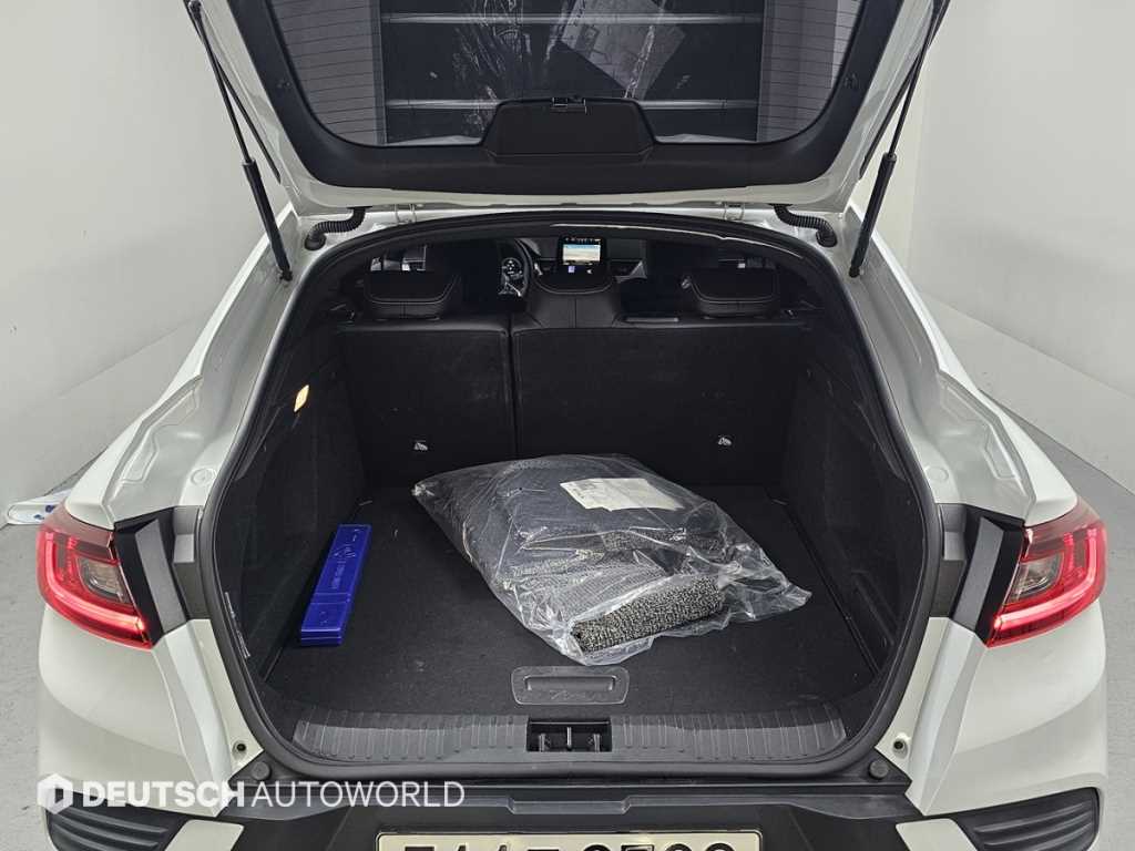 르노 (삼성) XM3 하이브리드 1.6 GTe 인스파이어(e-시프트) - 이미지 16