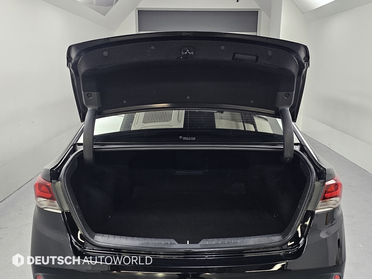 현대 LF쏘나타 뉴라이즈 2.0 CVVL 모던 - 이미지 11