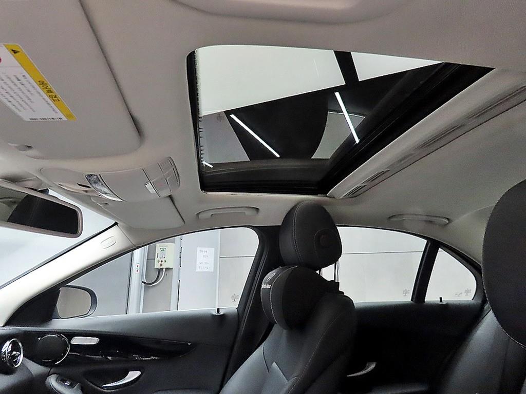 벤츠 C클래스(4세대) C200 d - 이미지 12