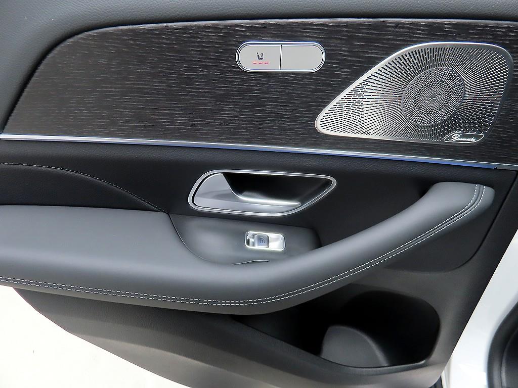 벤츠 GLE클래스(4세대) GLE 450 4매틱 쿠페 - 이미지 7