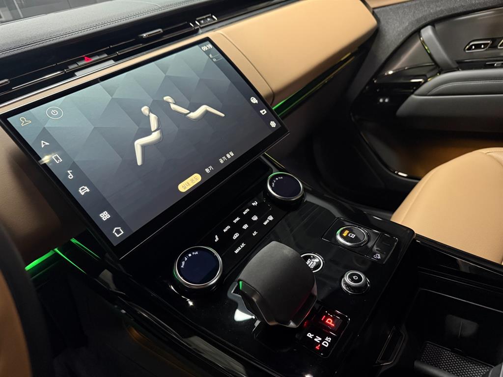 랜드로버 레인지로버 스포츠(3세대) 3.0 P360 HSE 다이나믹 - 이미지 15