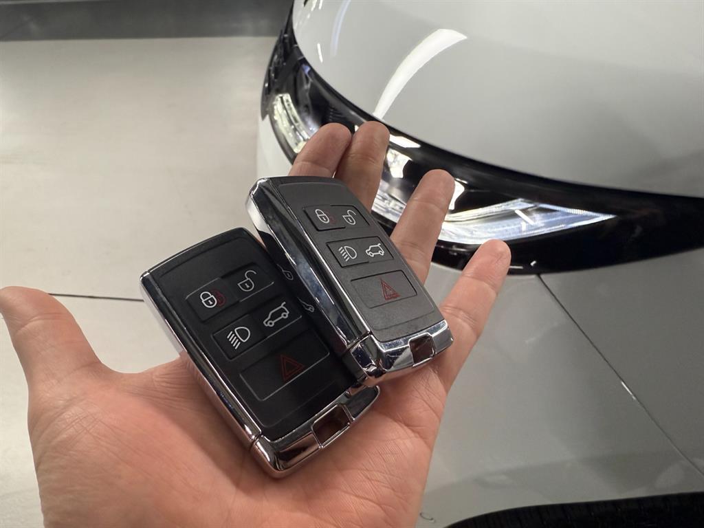 랜드로버 레인지로버 스포츠(3세대) 3.0 P360 HSE 다이나믹 - 이미지 16