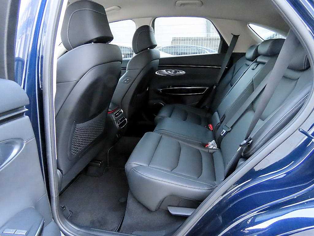 제네시스 GV70 2.5T AWD 기본형 - 이미지 16