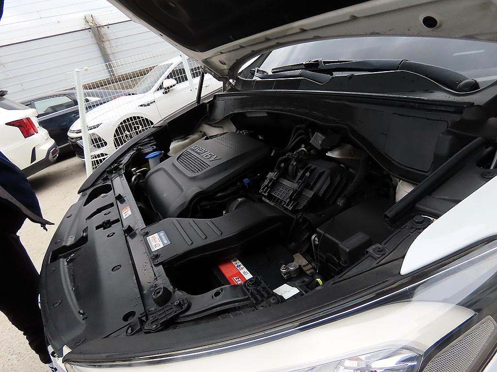 현대 싼타페(DM) 디젤 R2.0 2WD 익스클루시브 - 이미지 8