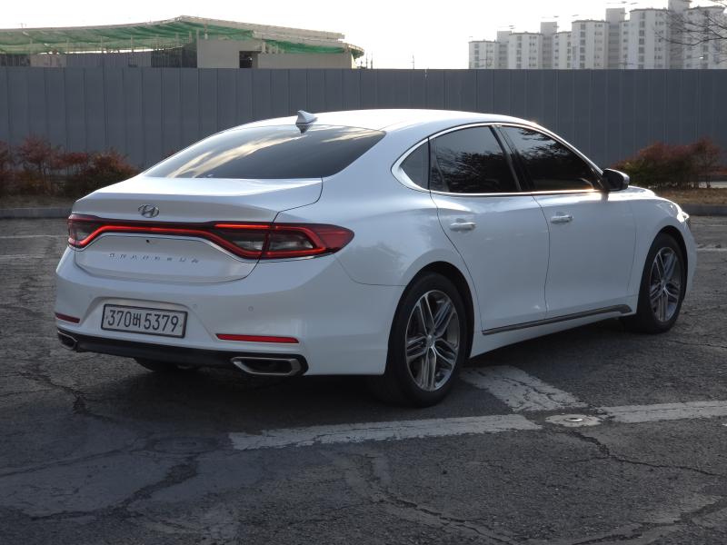 현대 그랜저IG 3.0 LPi 렌터카 익스클루시브 - 이미지 6