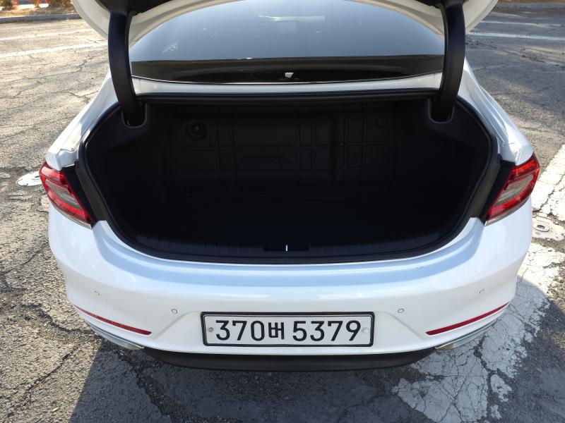 현대 그랜저IG 3.0 LPi 렌터카 익스클루시브 - 이미지 18