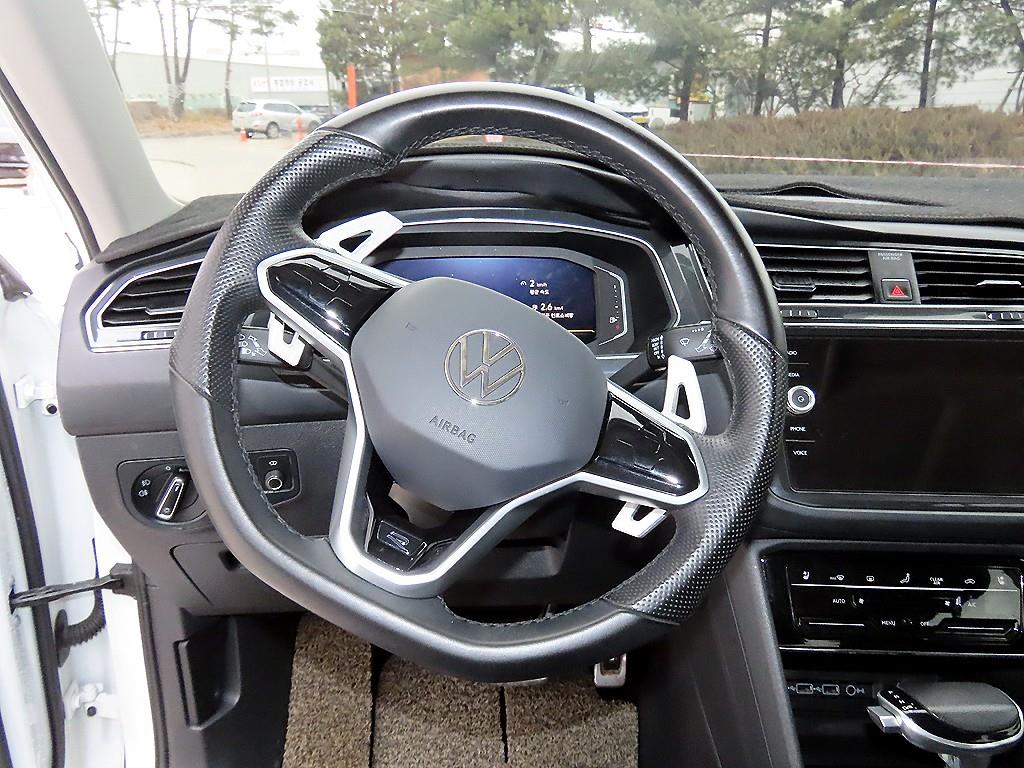 폭스바겐 티구안(2세대) 2.0 TDI 프레스티지 - 이미지 20