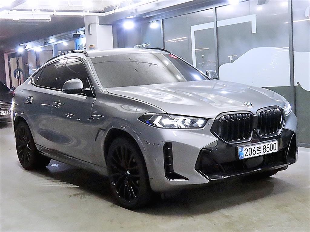 BMW X6(3세대) 40d xDrive M 스포츠 프로 온라인 익스클루시브 - 이미지 15