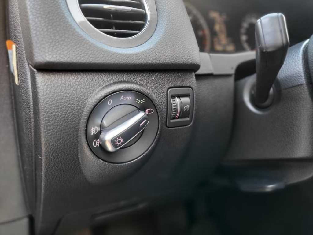 폭스바겐 티구안 2.0 TDI 블루모션 프리미엄 - 이미지 7