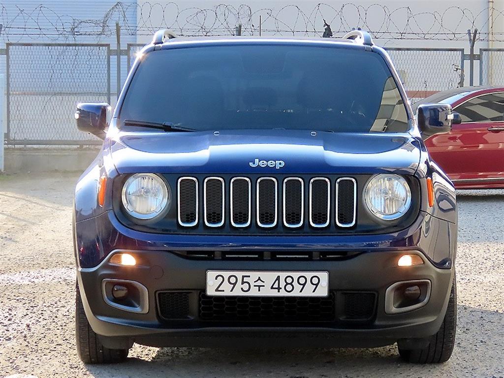 지프 레니게이드 2.4 가솔린 론지튜드 - 이미지 15