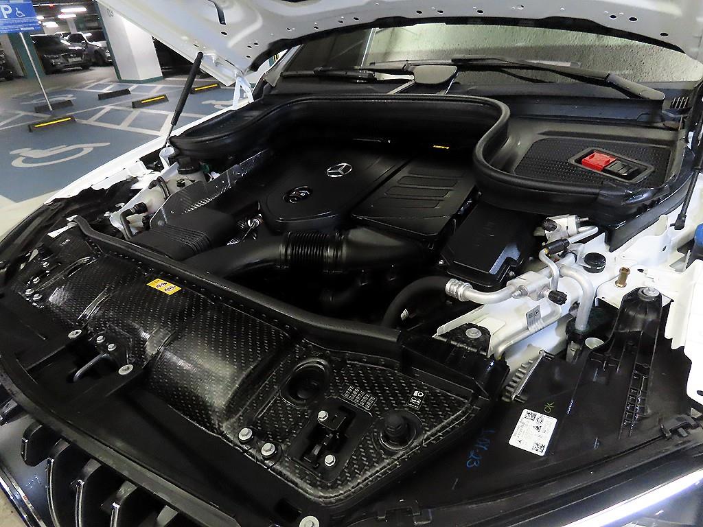 벤츠 GLE클래스(4세대) GLE 400e 4매틱 쿠페 - 이미지 19