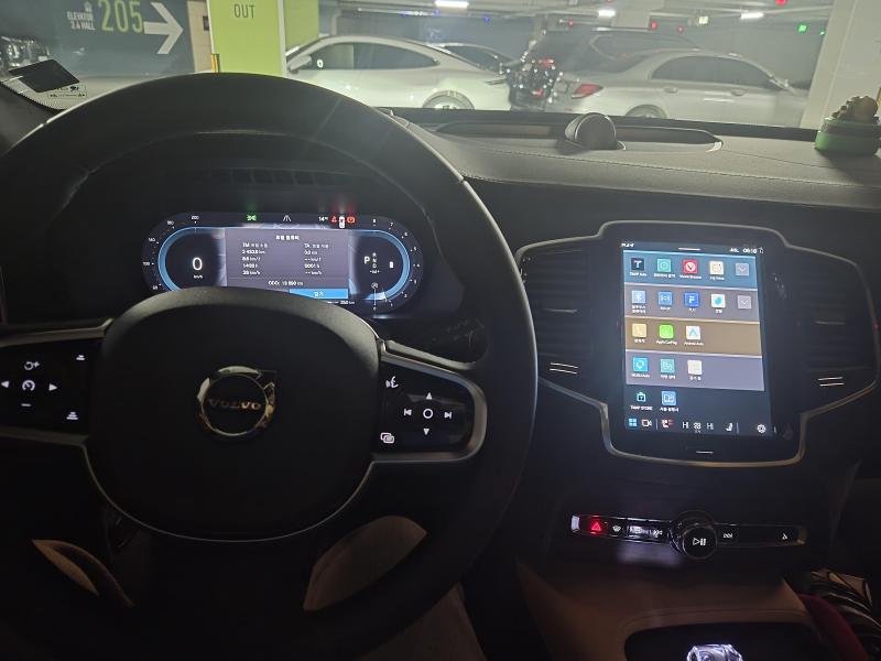 볼보 XC90(2세대) B6 AWD 울트라 브라이트 - 이미지 7