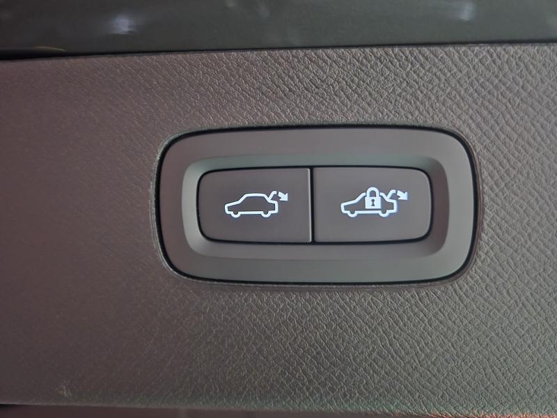 볼보 XC90(2세대) B6 AWD 울트라 브라이트 - 이미지 8