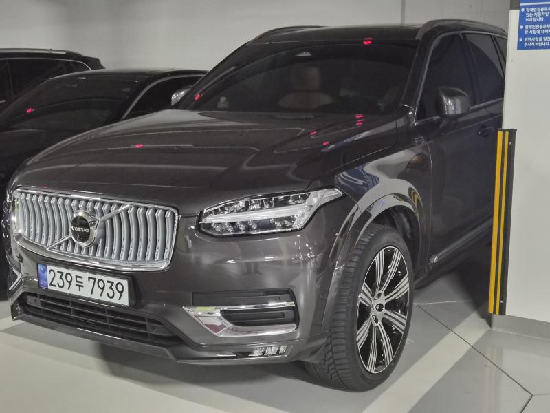 볼보 XC90(2세대) B6 AWD 울트라 브라이트 - 이미지 10