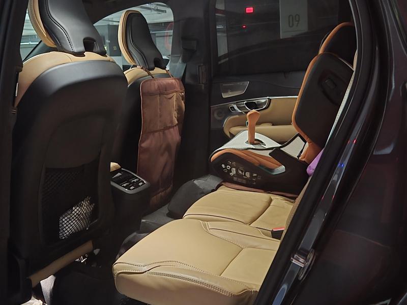 볼보 XC90(2세대) B6 AWD 울트라 브라이트 - 이미지 15