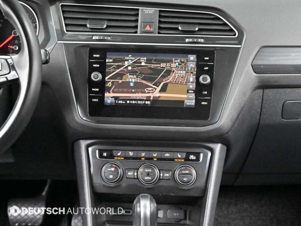 폭스바겐 티구안(2세대) 2.0 TDI 프리미엄 - 이미지 2